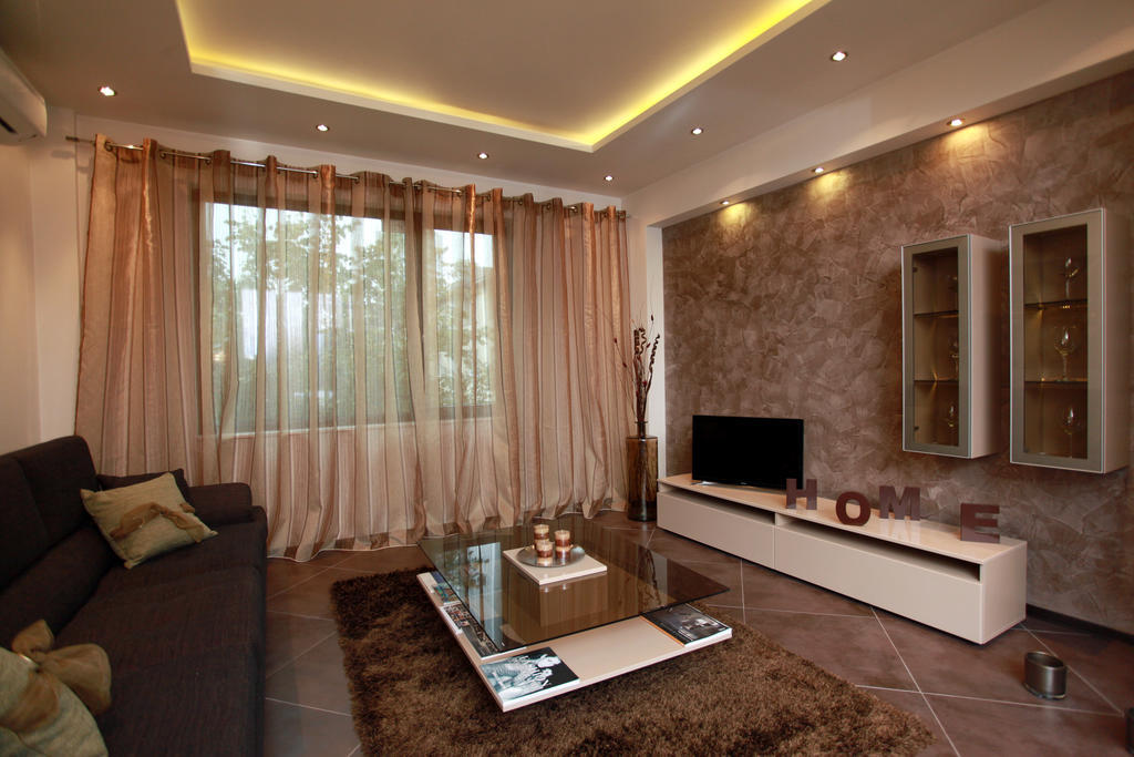 Brown Cottage Apartment Sofia Bilik gambar